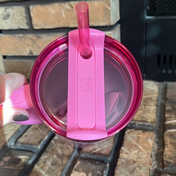 🍵Stanley X Wicked Glinda Pink Sparkle 40 oz quencher tumbler - Picture 7 of 10
